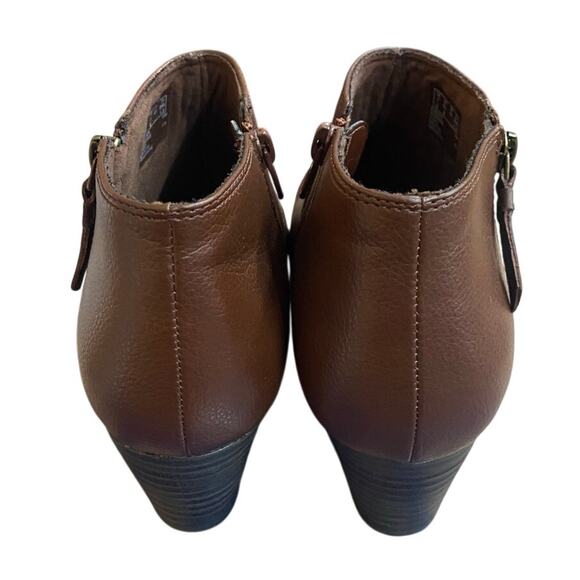 Clarks Collection Women's Ankle Booties 9.5 Brown Leather Side Zip Tassle - Picture 6 of 9